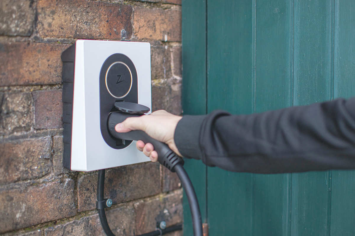 Elektriker-Installation-Ladestation-Wallbox-Luebeck